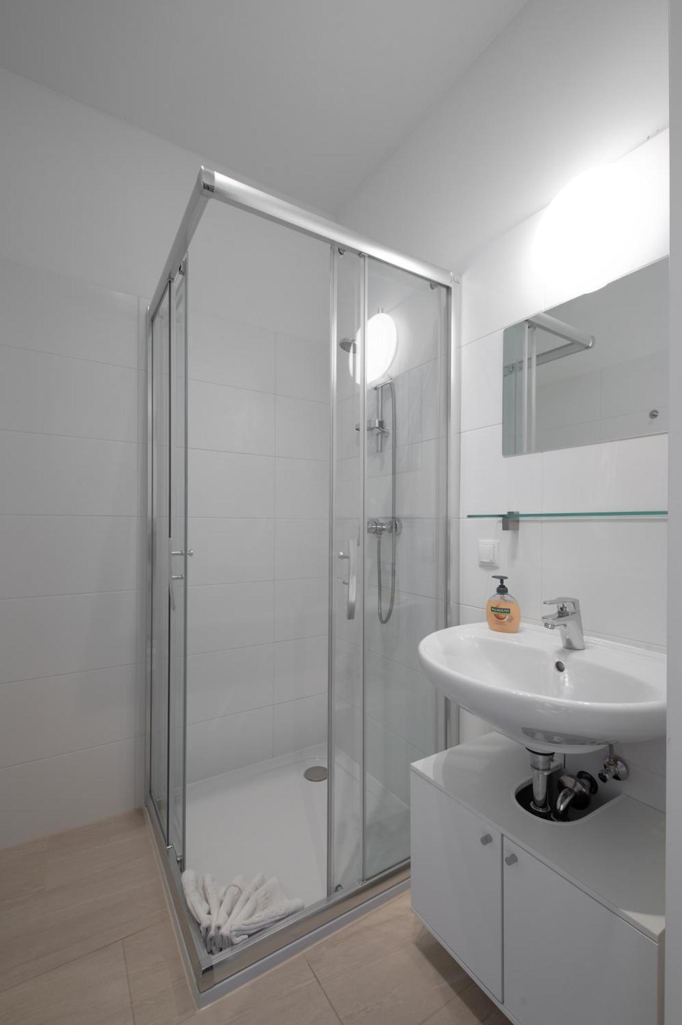 Flataid Apartments Marienbrau Graz Waltendorf Харт Экстерьер фото